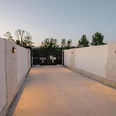 Bozica, An Oasis Of Peace * Ljubač